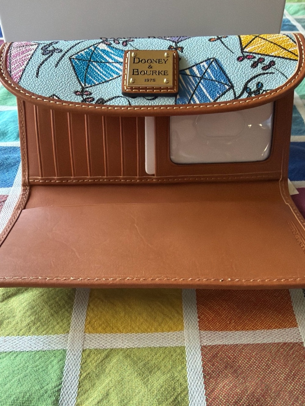 🪁 DOONEY AND BURKE KITE CONTINENTAL CLUTCH🪁 NWT 🪁 - Picture 11 of 16